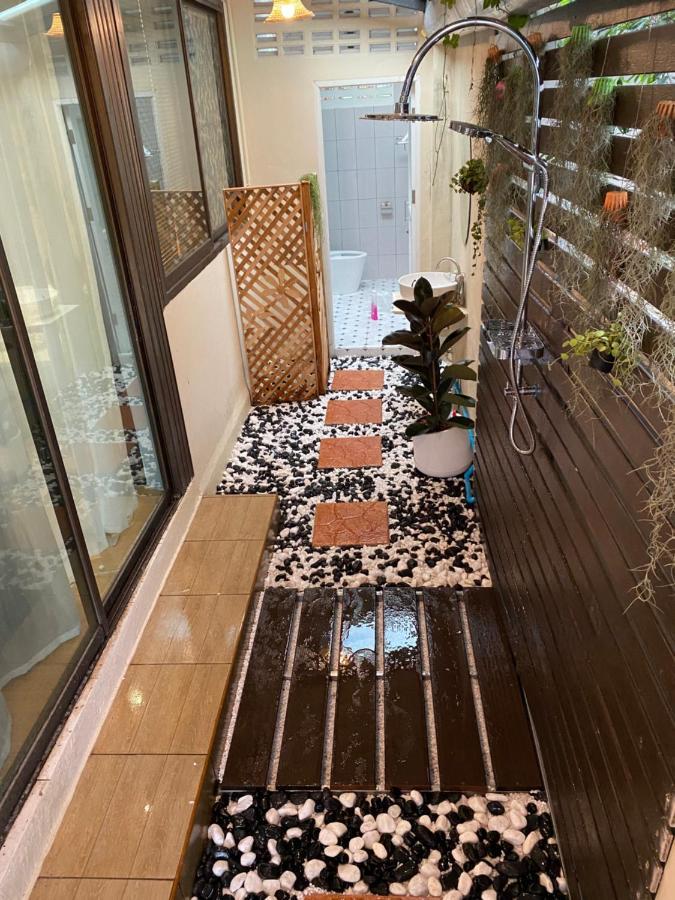 Catory Villa Bangkok Buitenkant foto